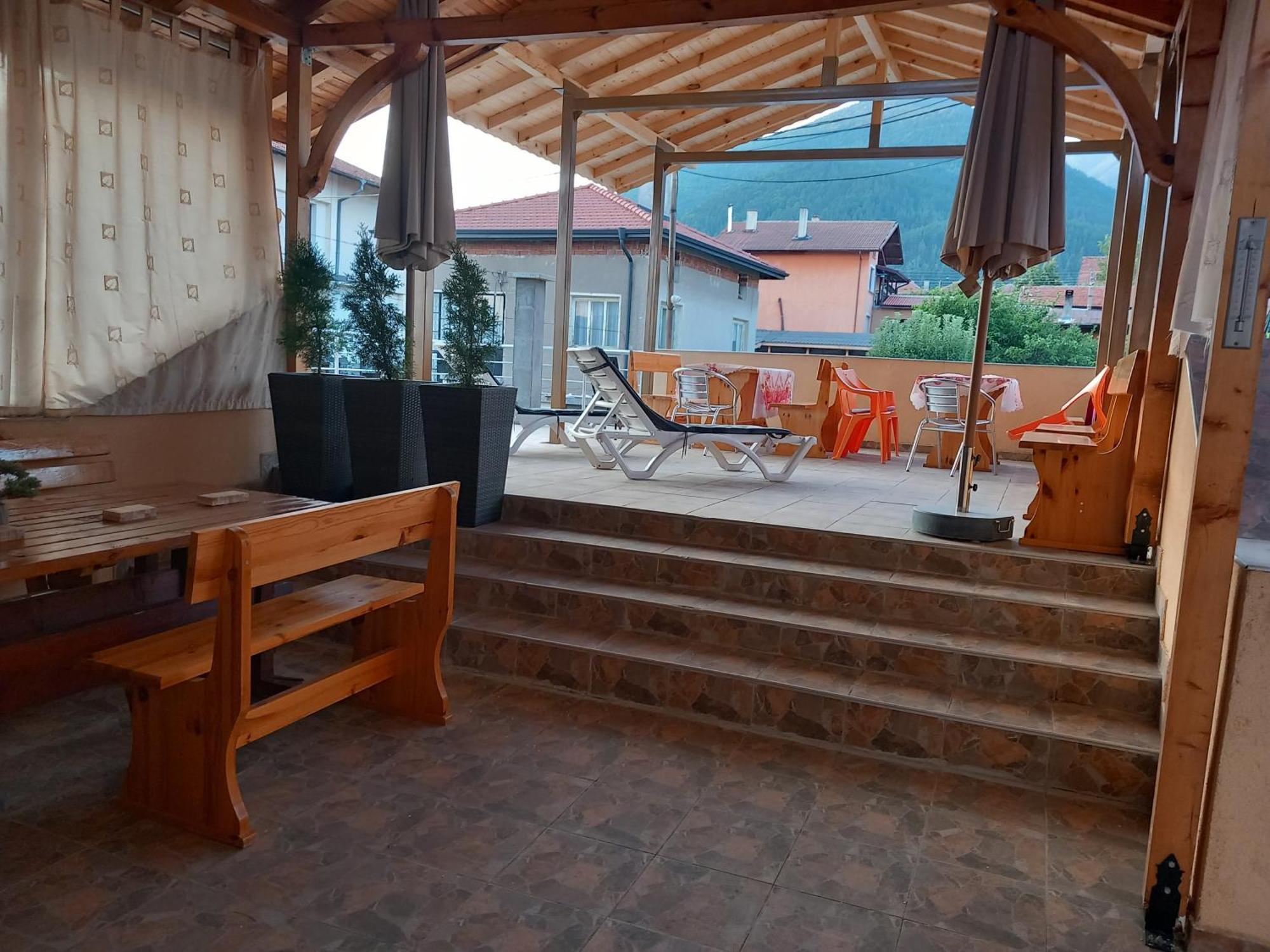 Vibo Guesthouse Sapareva Banya Ngoại thất bức ảnh